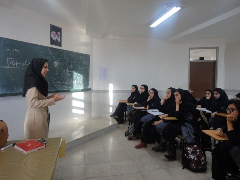 ممنوعیت اخذ هرگونه وجه اجباری در زمان ثبت‌نام مدارس دولتی